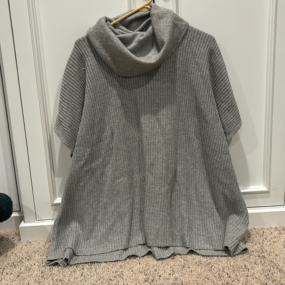 BODEN. Grey Knit Sweater. L